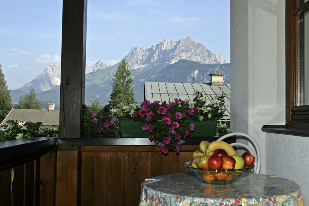 Hotel Sonne Sankt Johann in Tirol Habitación foto